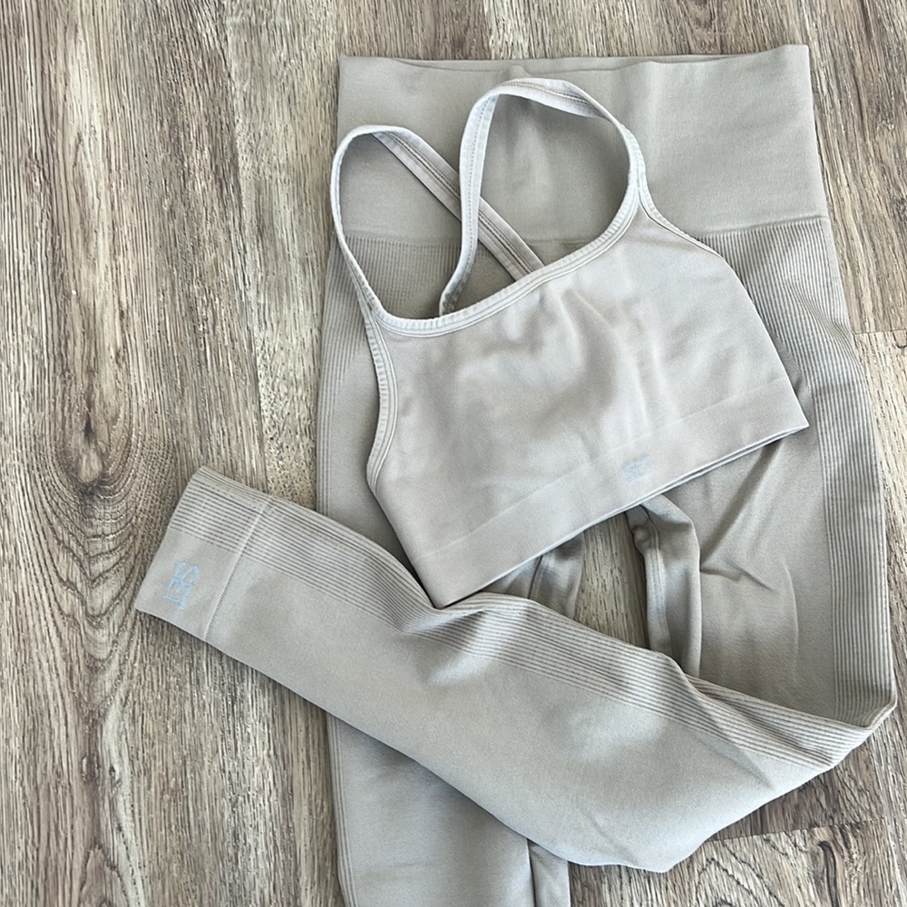 Set Active Bone Leggings & Bra